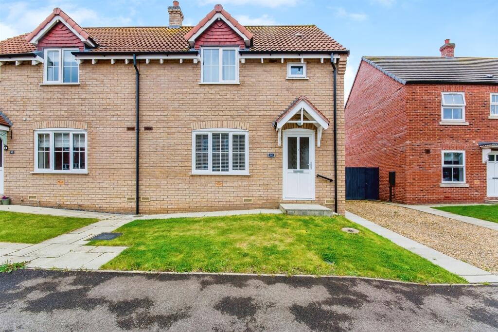 2 bedroom semidetached house for sale in Eton Way, Boston, PE21