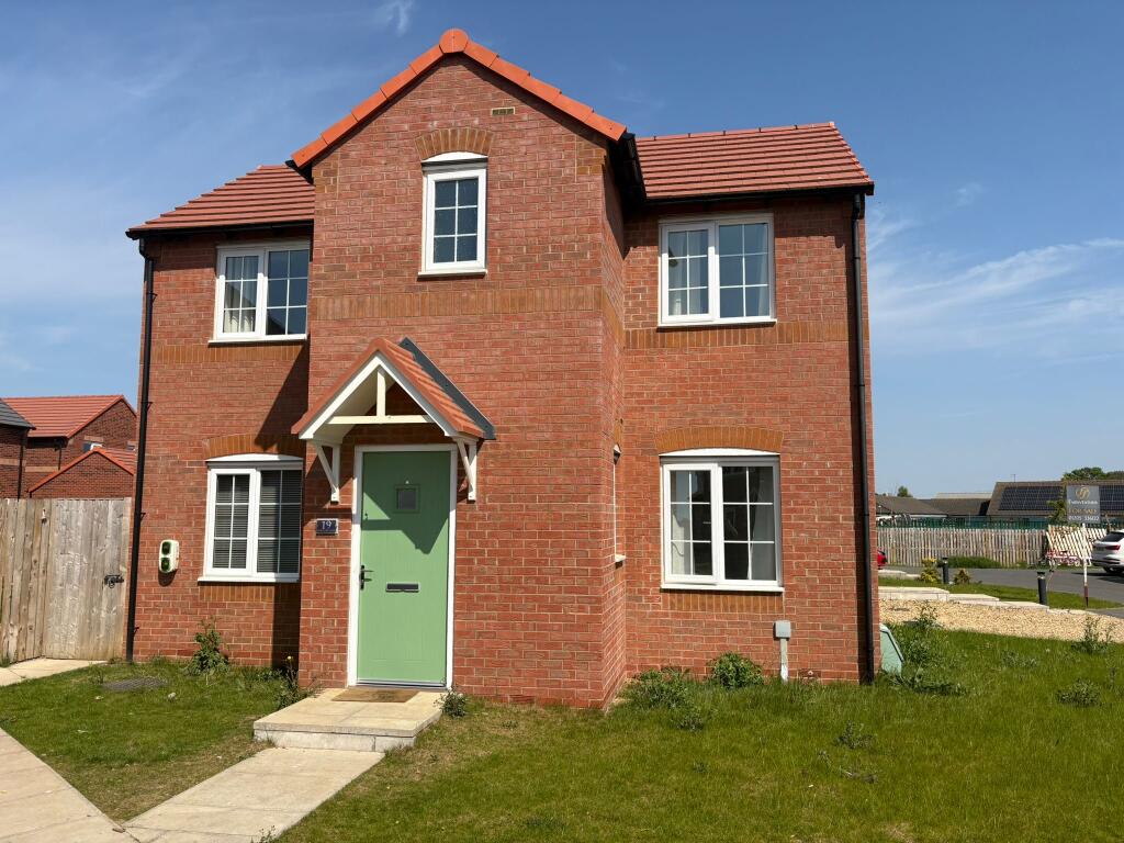 Main image of property: Hawthorn Close, Boston