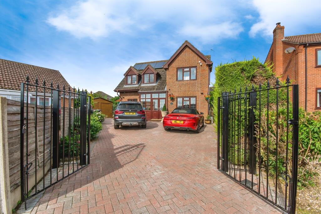 Main image of property: Resolute Close, SPILSBY
