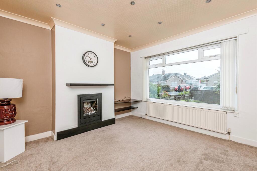 Additional property image - Reevy Drive, Bradford