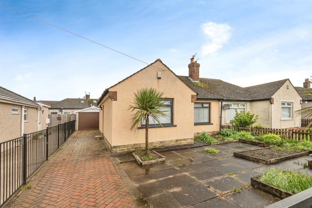 Additional property image - Reevy Drive, Bradford