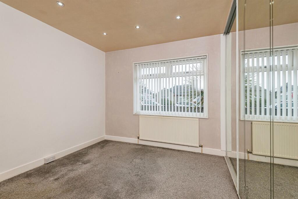 Additional property image - Reevy Drive, Bradford