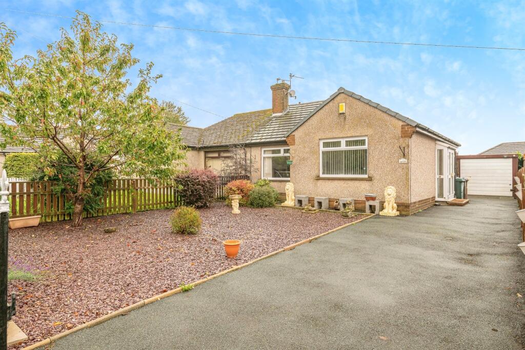 Additional property image - Mostyn Grove, Bradford