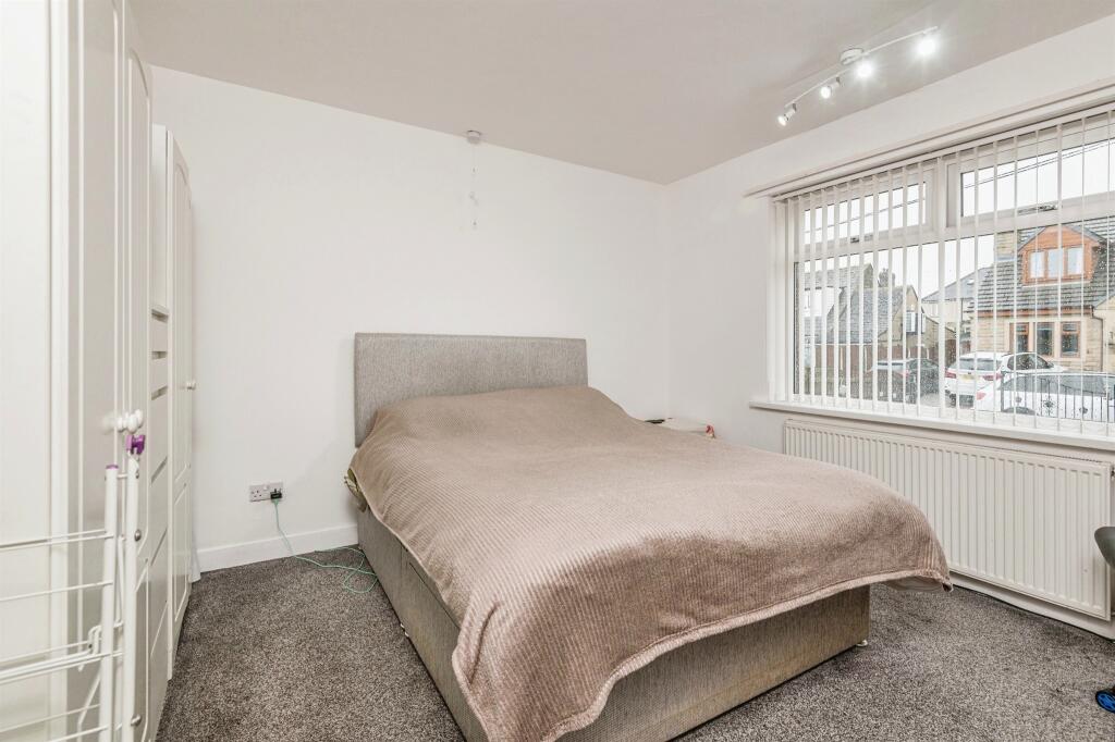Additional property image - Mostyn Grove, Bradford