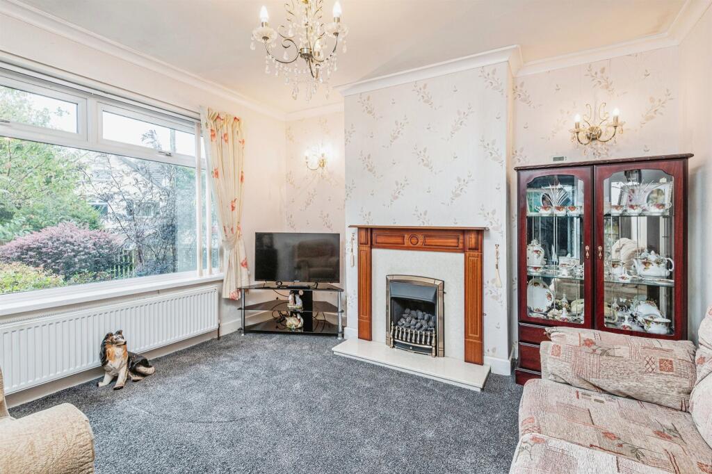 Additional property image - Mostyn Grove, Bradford