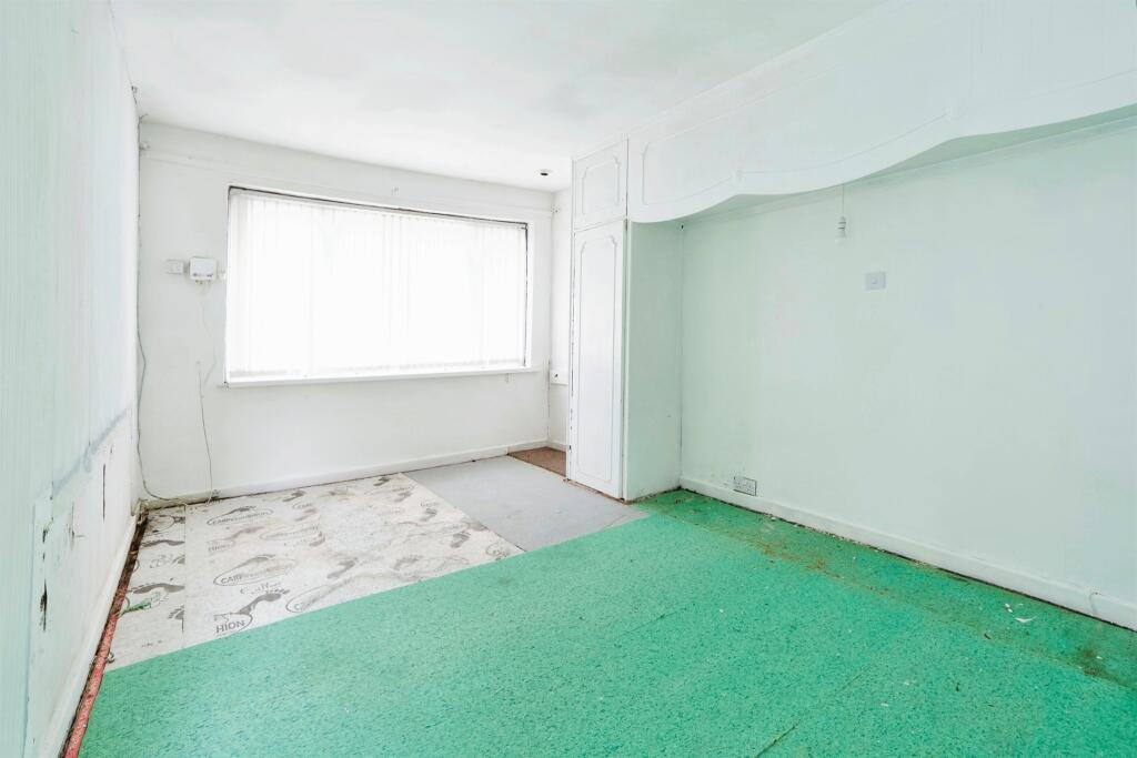 Additional property image - Grey Friar Walk, Bradford