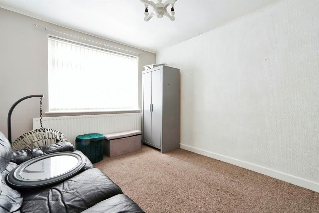 Additional property image - Grey Friar Walk, Bradford