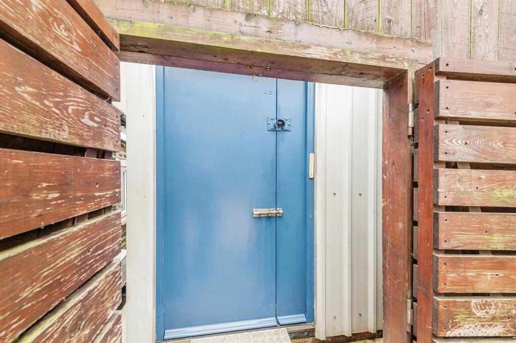 Additional property image - Albion Street, Buttershaw, Bradford
