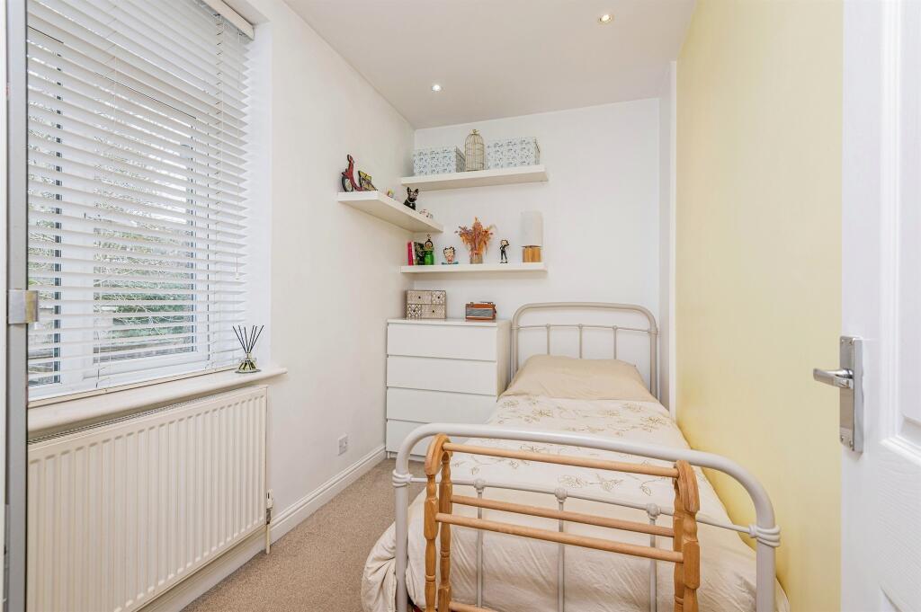 Additional property image - Albion Street, Buttershaw, Bradford