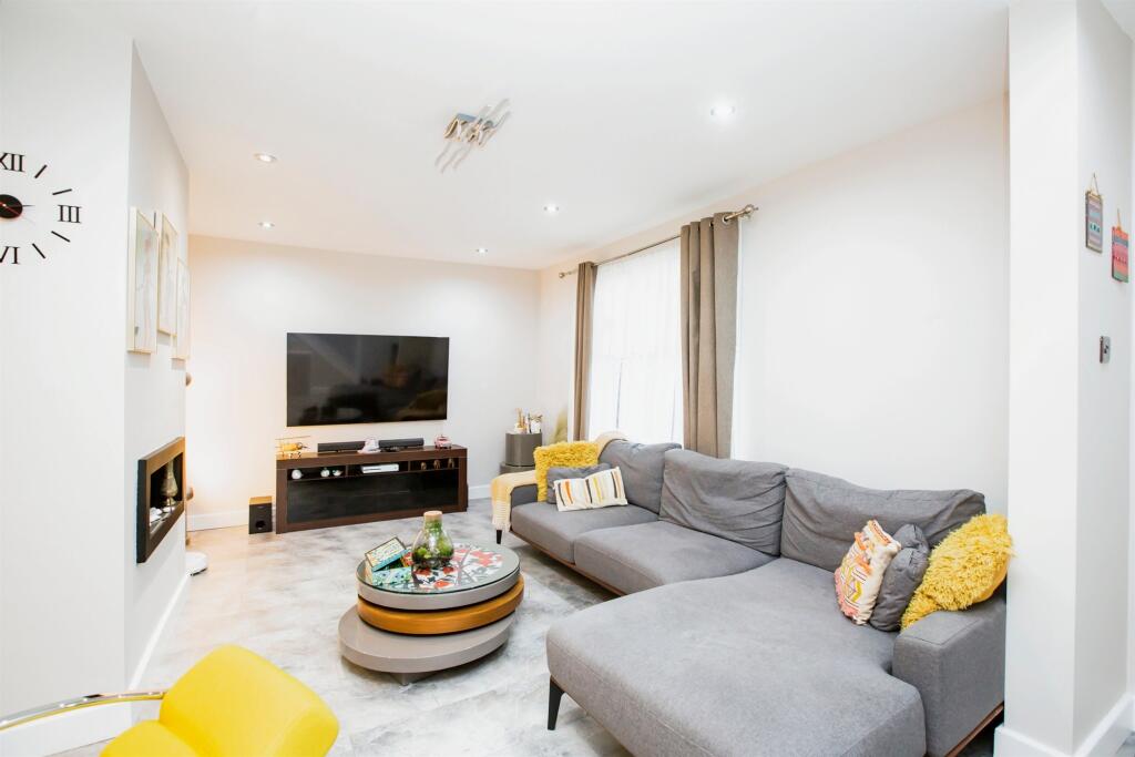 Additional property image - Fenwick Drive, Bradford