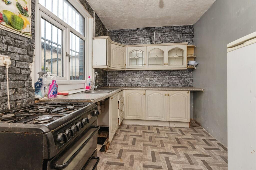 Additional property image - Edderthorpe Street, Bradford