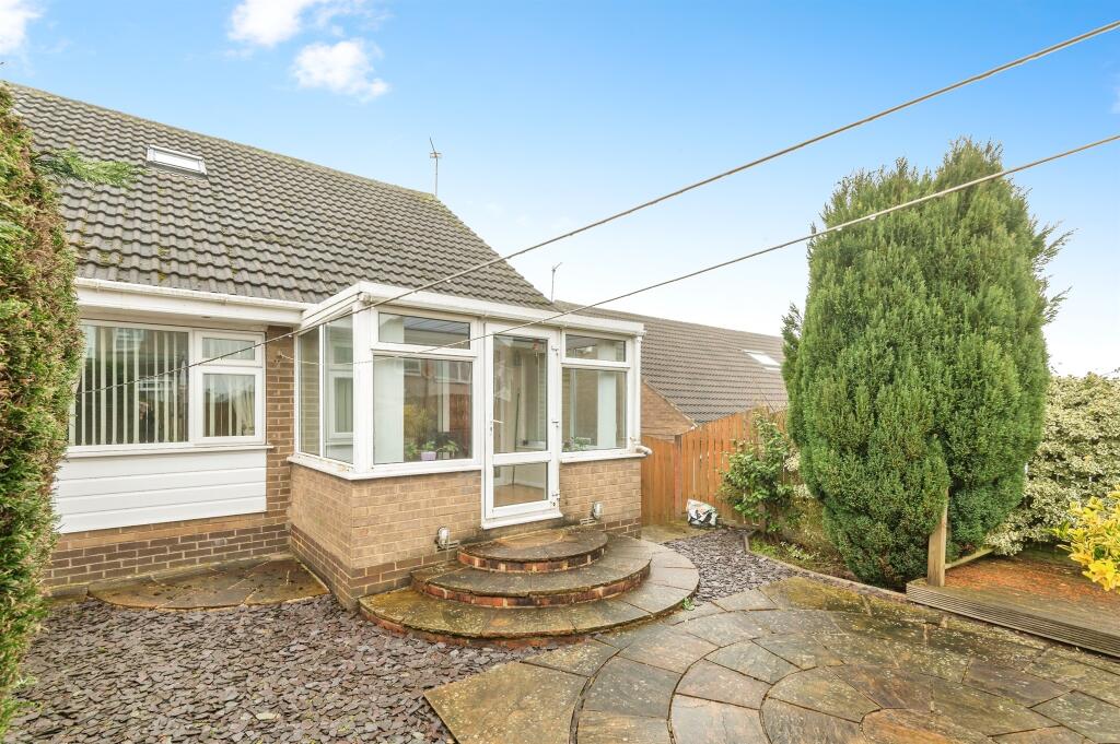 Additional property image - Fairway Drive, Bradford