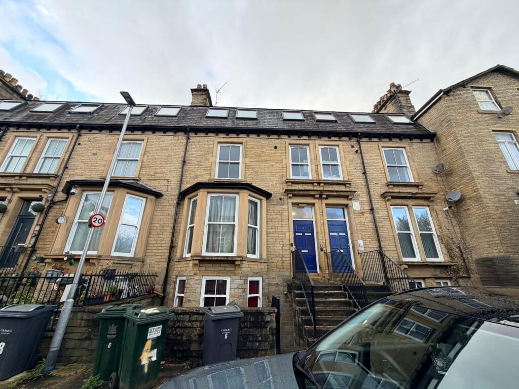 Main image of property: Cunliffe Terrace, Bradford