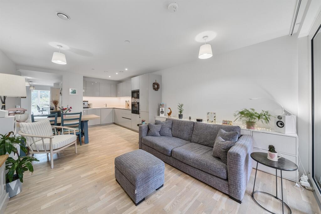 Main image of property: Heygate Street, London