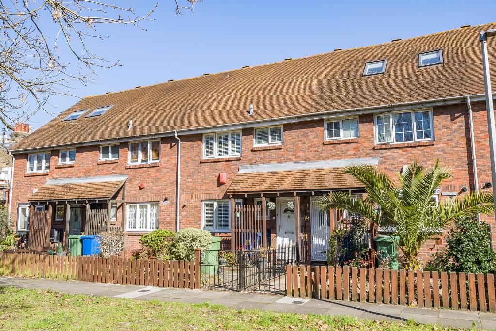 Main image of property: Braganza Street, London