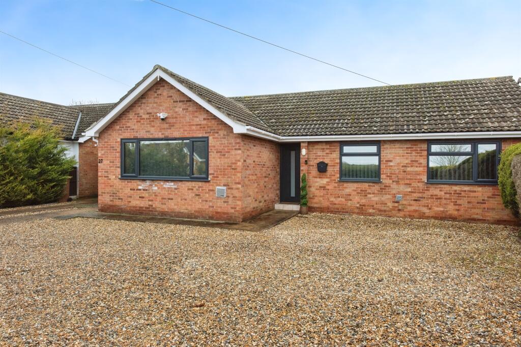 3 bedroom detached bungalow