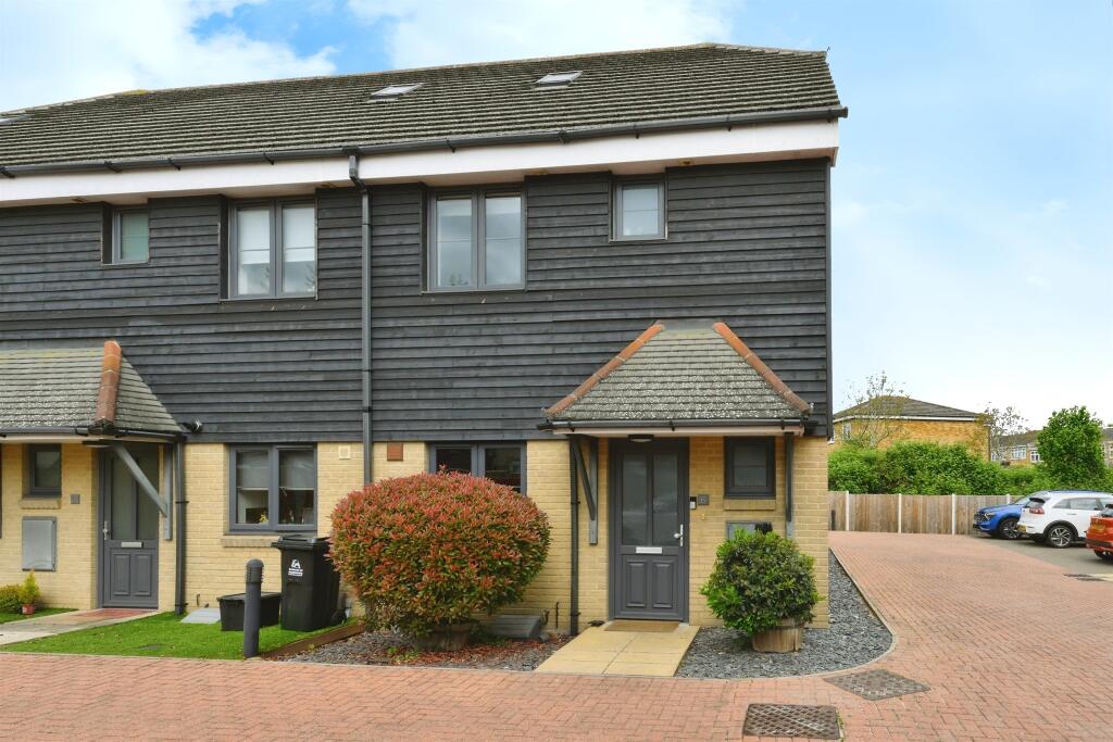 Main image of property: Deburgh Close, Broxbourne