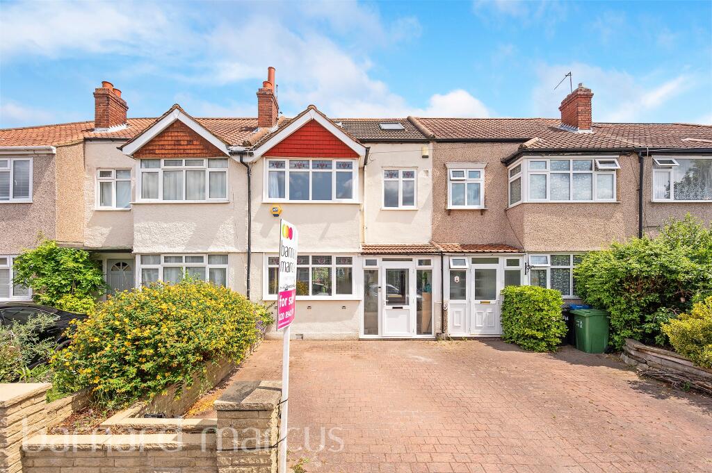 4 bedroom terraced house for sale in South Park Grove, New Malden, KT3