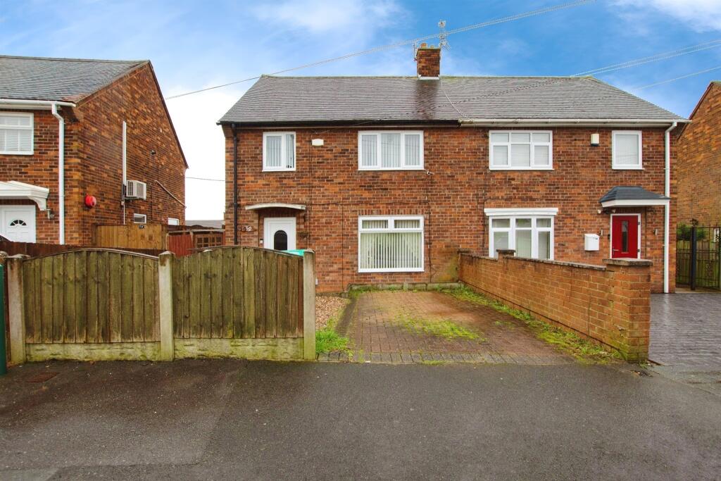 3 bedroom semi-detached house for sale in Hazel Hill Crescent, Nottingham, NG5