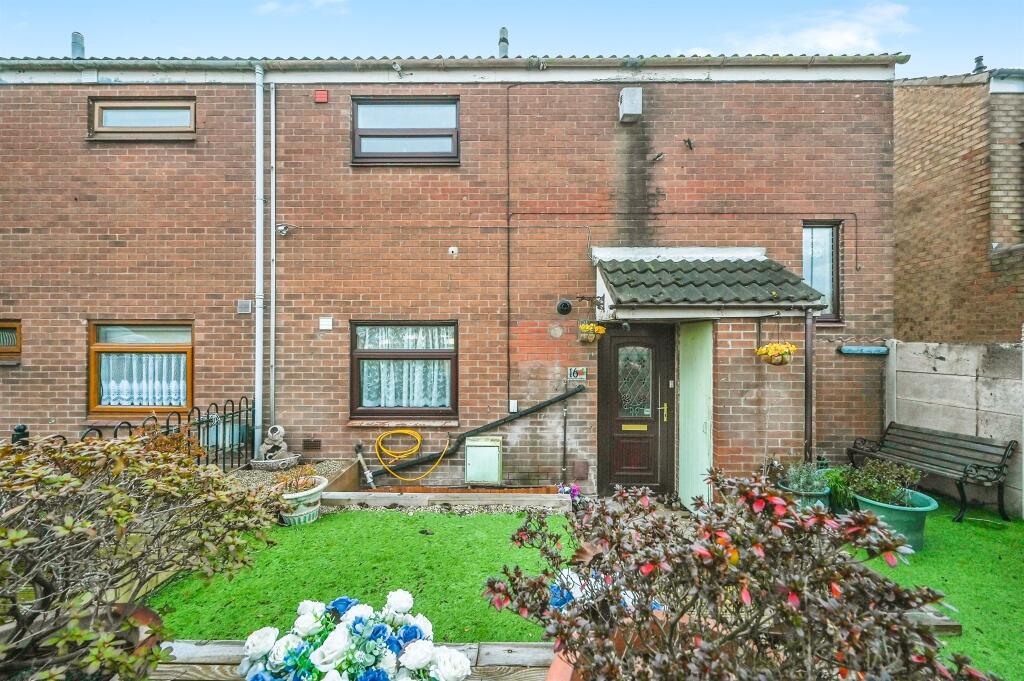 Main image of property: Spruce Gardens, Nottingham