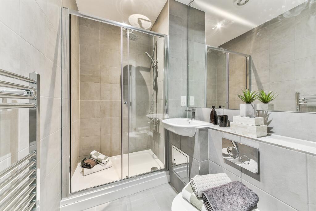 Additional property image - Russell Hill Road, Purley