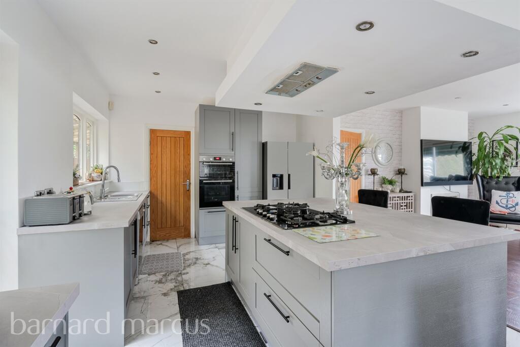 Additional property image - Stuart Road, Warlingham