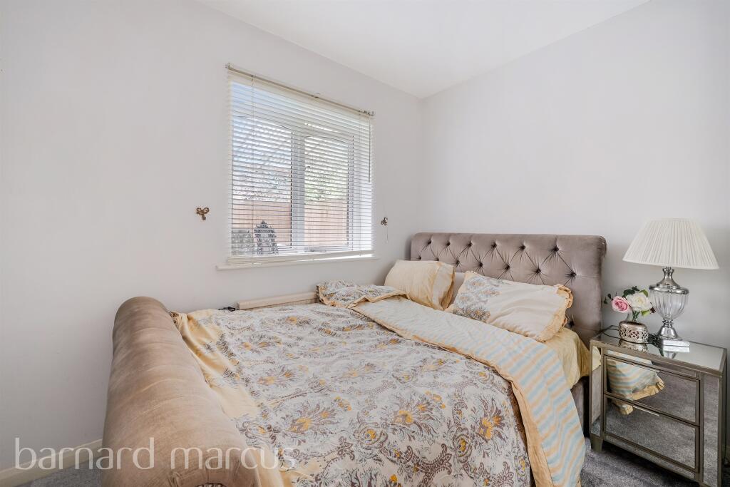 Additional property image - Stuart Road, Warlingham
