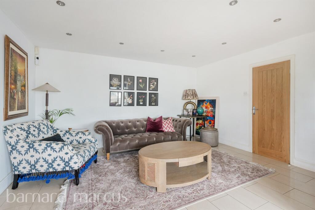 Additional property image - Stuart Road, Warlingham