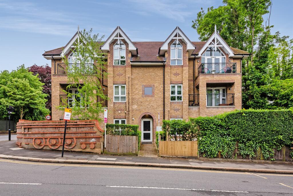 Additional property image - Selsdon Road, South Croydon
