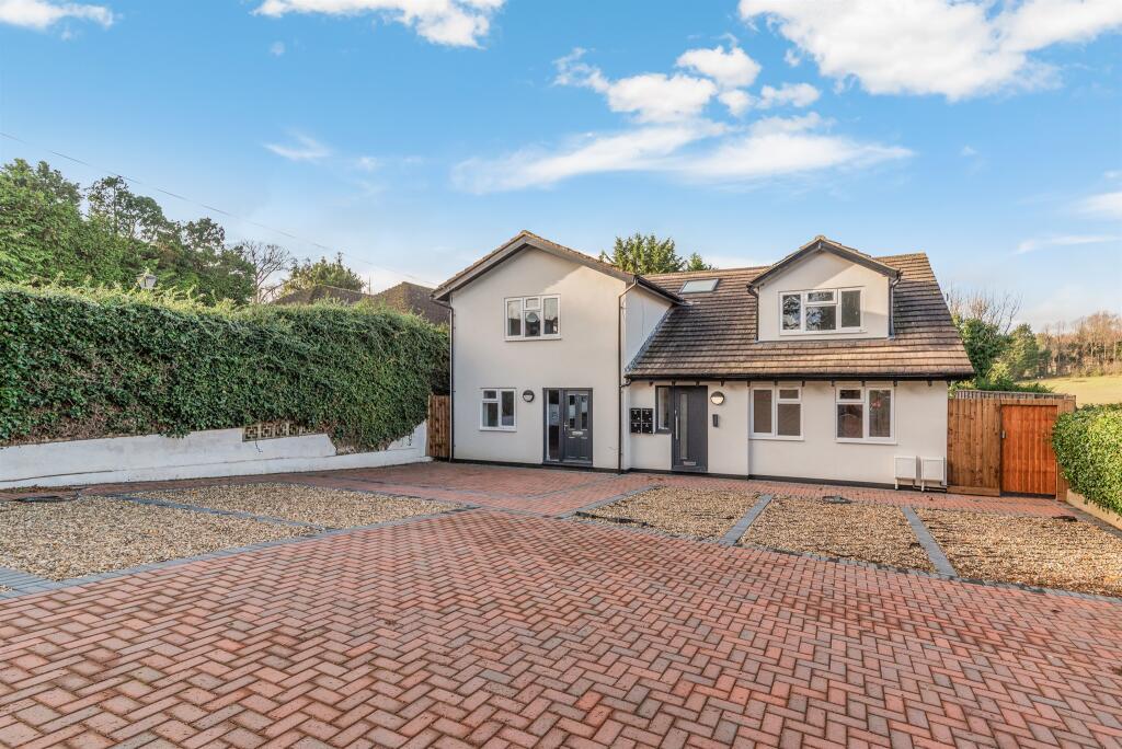 Additional property image - Kingswood Way, South Croydon