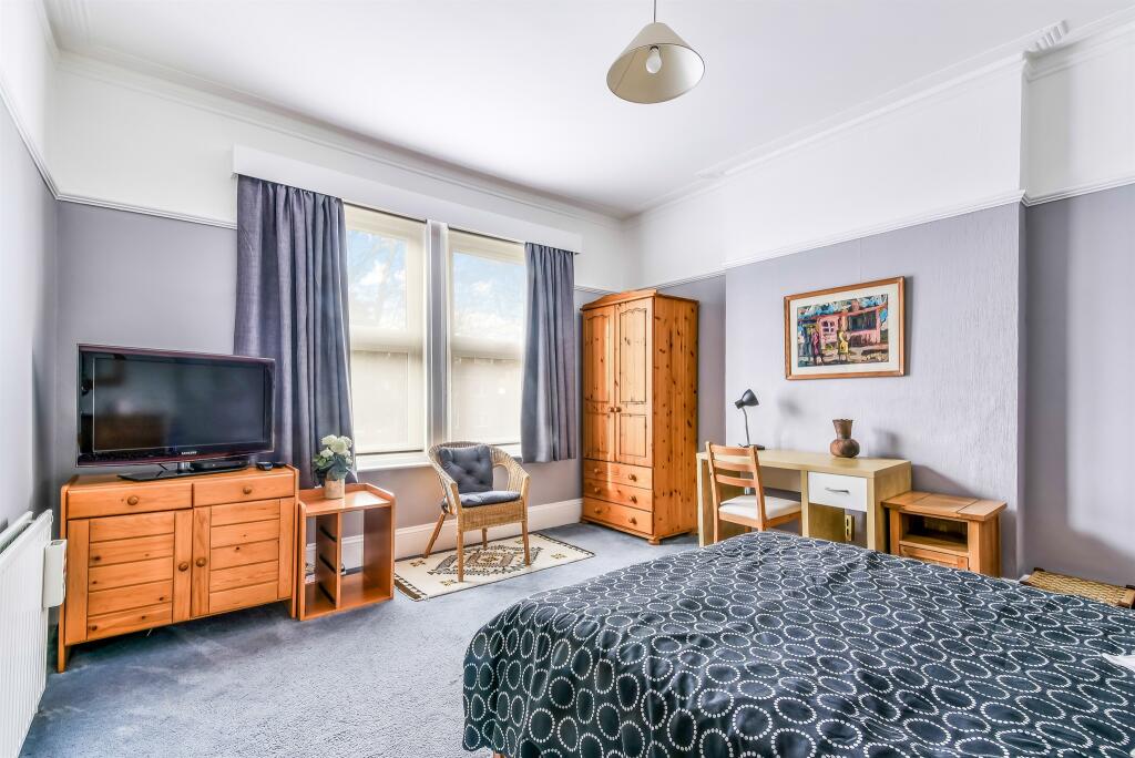 Additional property image - South Park Hill Road, South Croydon