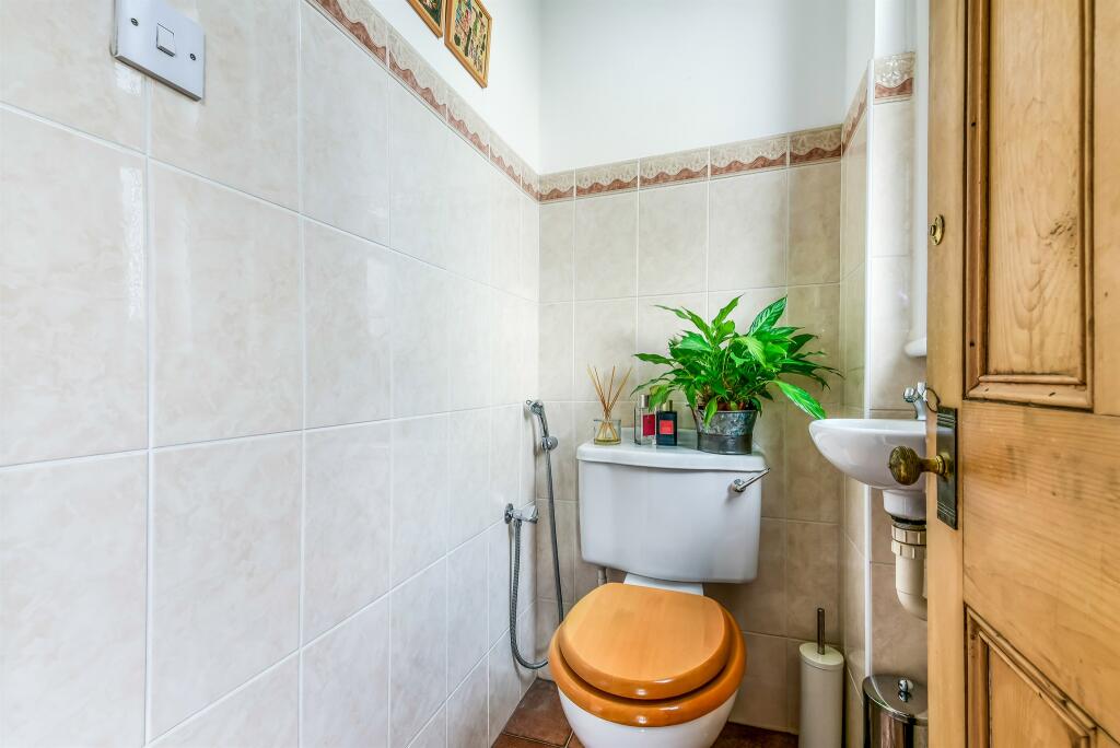 Additional property image - South Park Hill Road, South Croydon