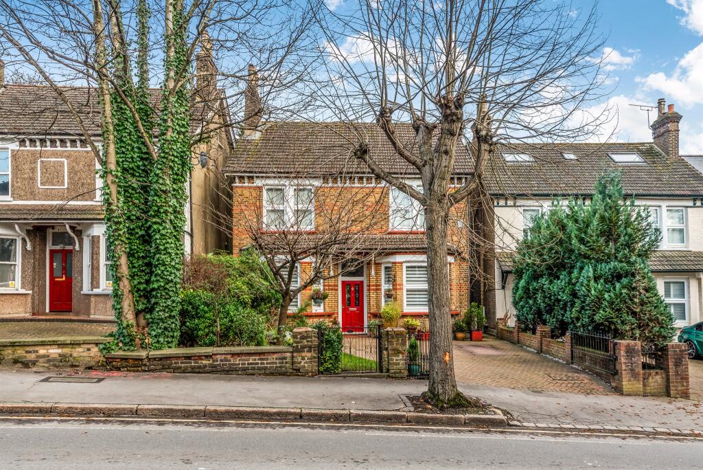 Additional property image - South Park Hill Road, South Croydon