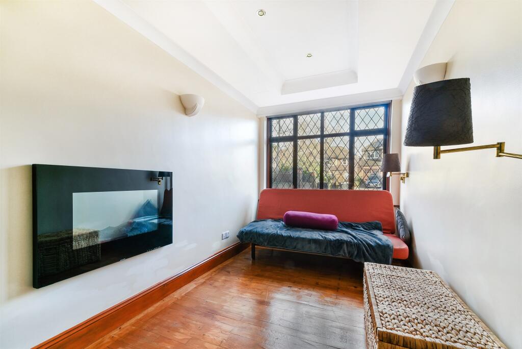 Additional property image - Farley Road, South Croydon