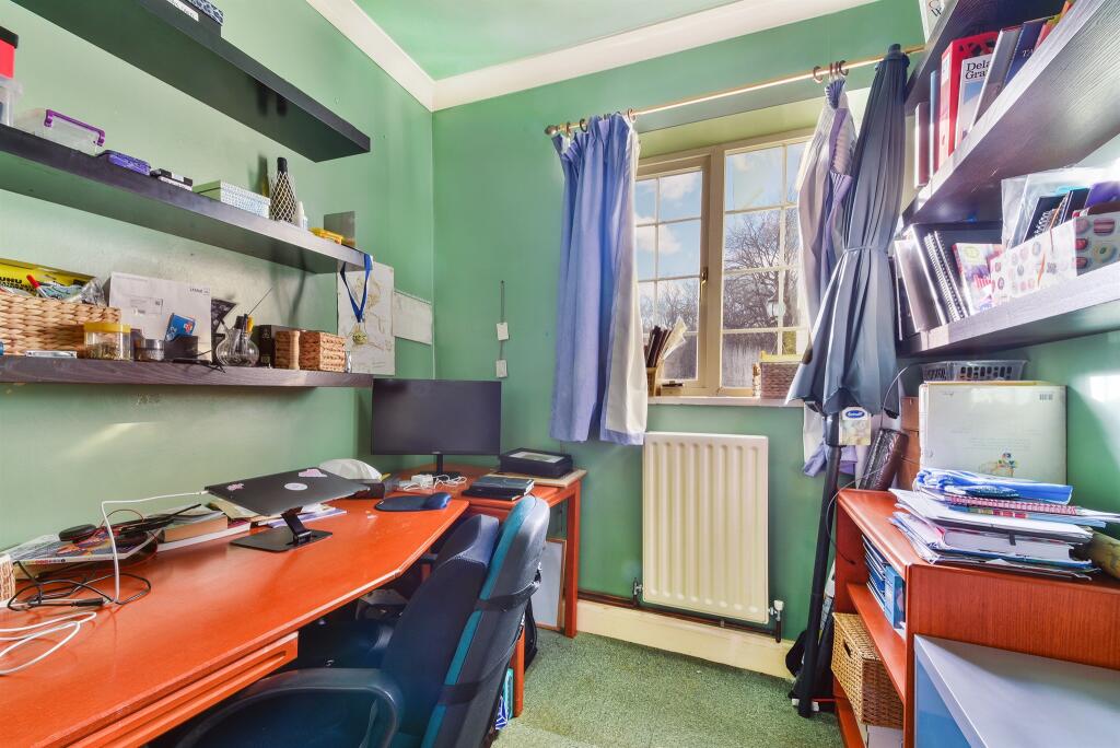 Additional property image - Farley Road, South Croydon