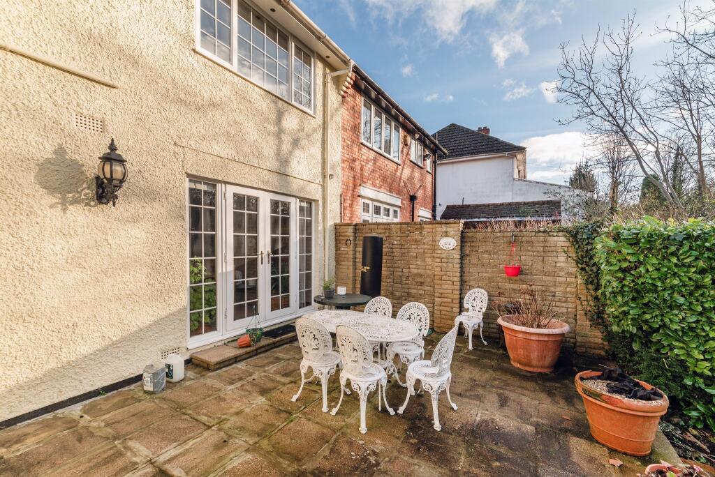 Additional property image - Farley Road, South Croydon