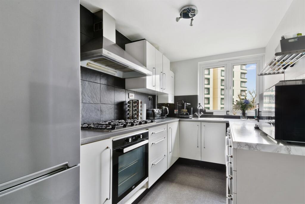 Additional property image - Bramley Hill, South Croydon