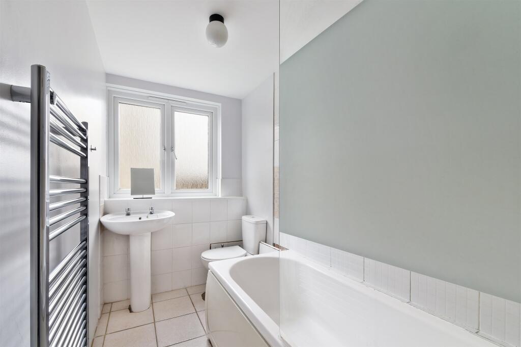Additional property image - Bramley Hill, South Croydon