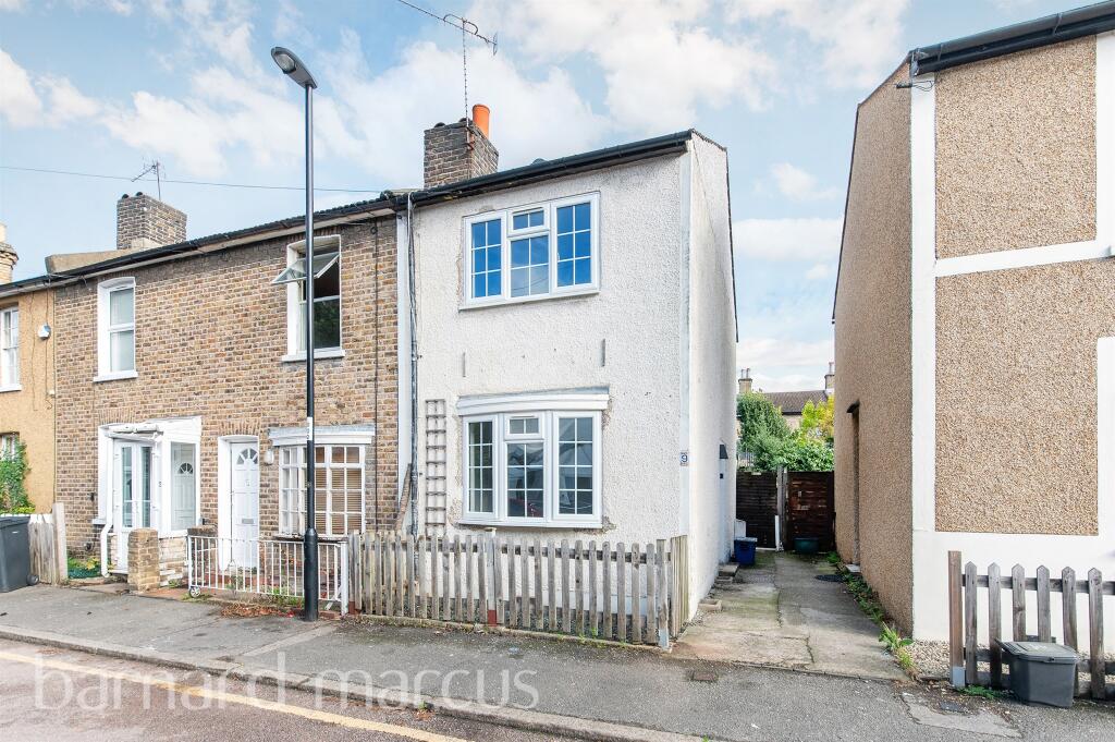 Main image of property: Cliffe Road, South Croydon
