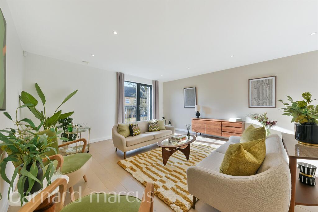 5 bedroom town house for sale in Beatrice Place London SW19