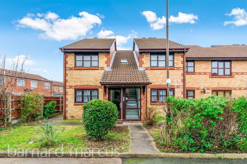 Main image of property: Veronica Gardens, London