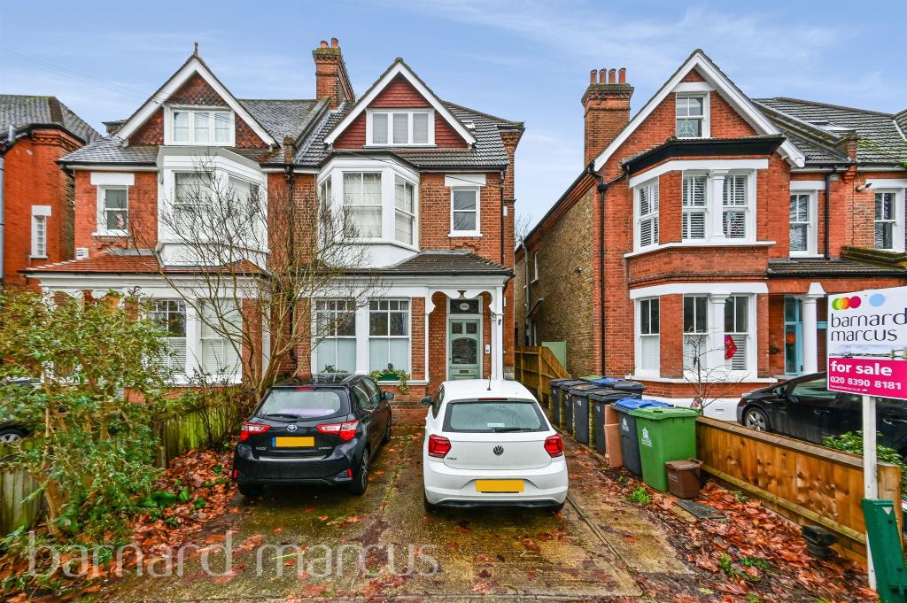 1 bedroom apartment for sale in Balaclava Road, Surbiton, KT6