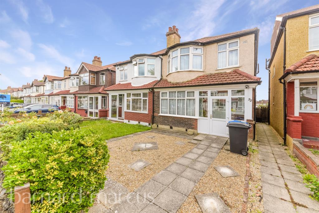 3 bedroom house for sale in Ladywood Road, Surbiton, KT6