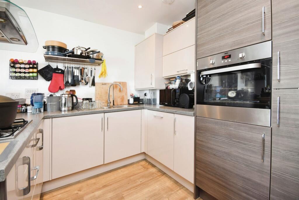 Additional property image - Watson Heights, City Centre, Chelmsford