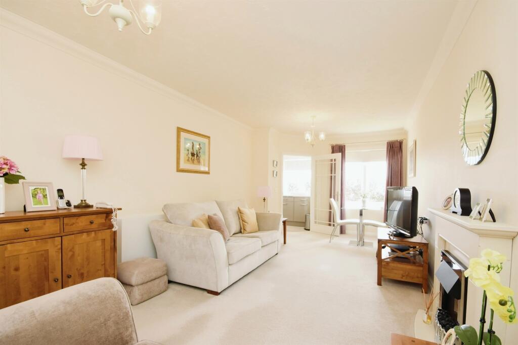 Additional property image - New London Road, City Centre, CHELMSFORD