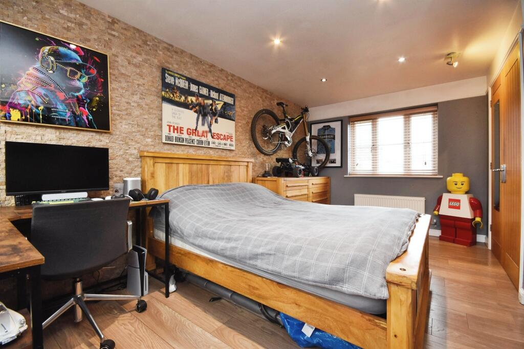 Additional property image - Samuel Manor, Chelmer Village, Chelmsford