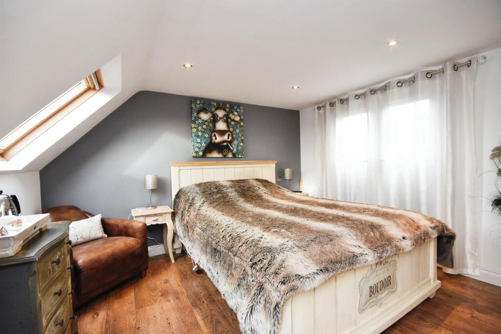 Additional property image - Samuel Manor, Chelmer Village, Chelmsford