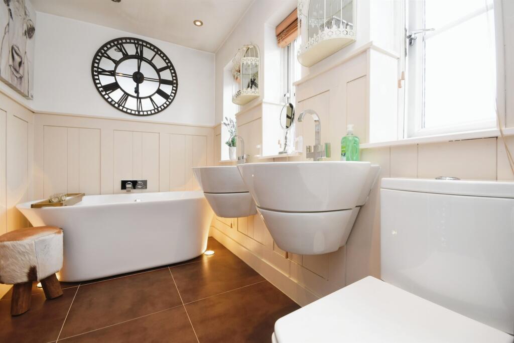 Additional property image - Samuel Manor, Chelmer Village, Chelmsford
