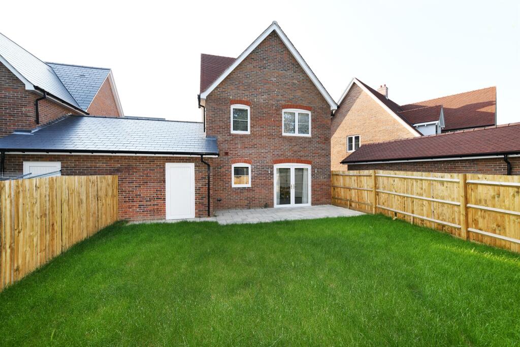 Additional property image - Hawthorn Close Main Road, Bicknacre, Chelmsford