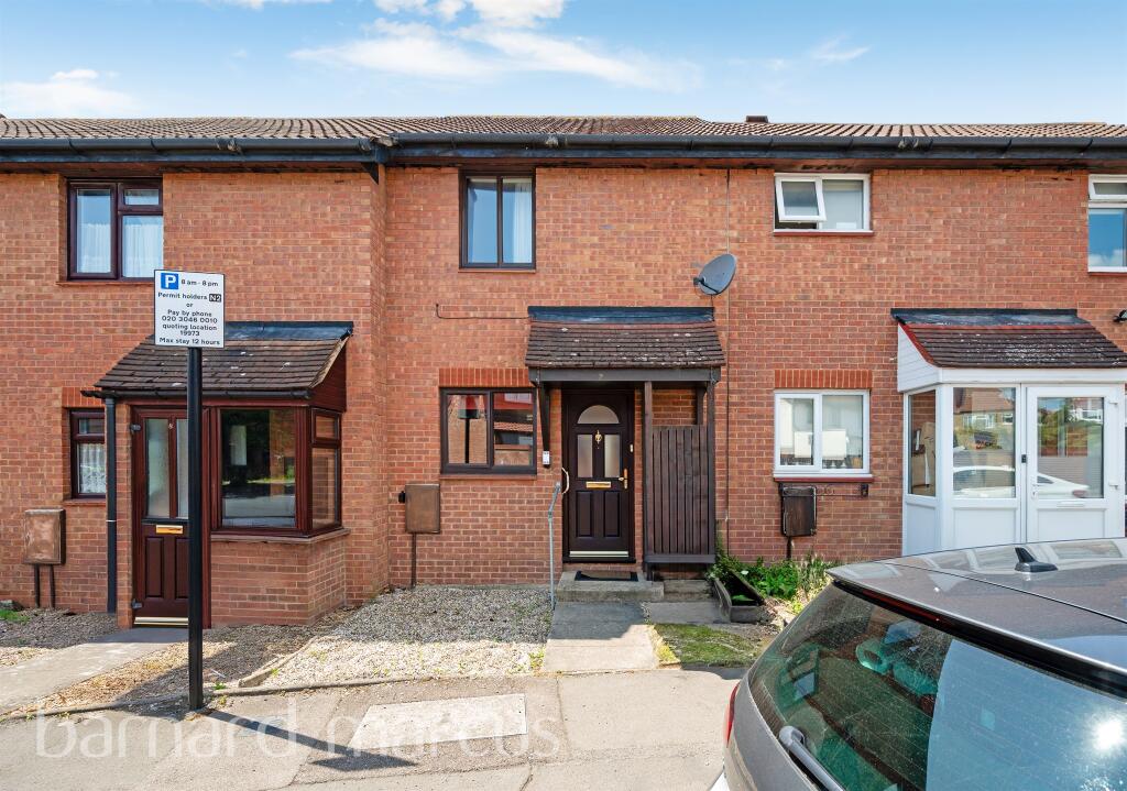 Main image of property: Furtherfield Close, Croydon